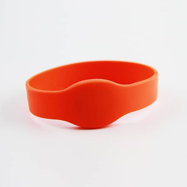 <strong>Rfid Cashless Payment Silicone Band Tag For Events</strong>