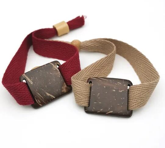 <i><strong>Eco Coconut Shell RFID Wristband</strong></i>